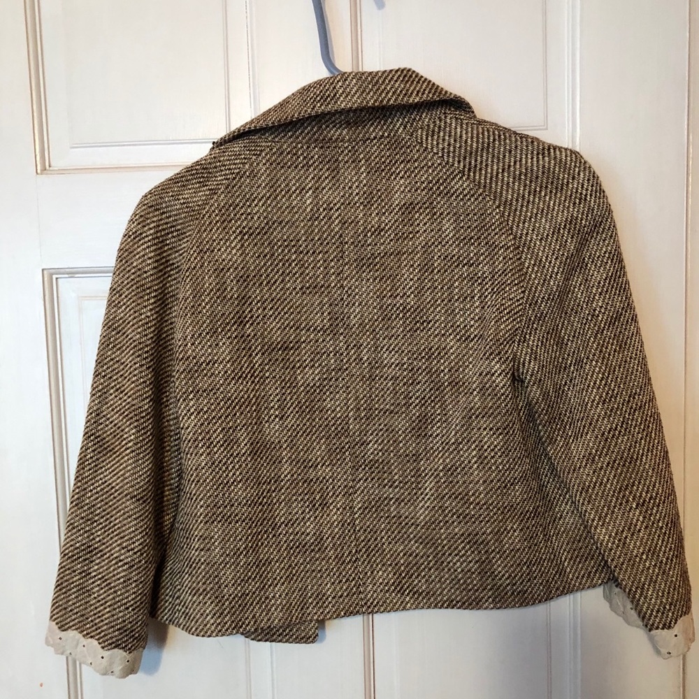 Jacket - Picture 2 of 4